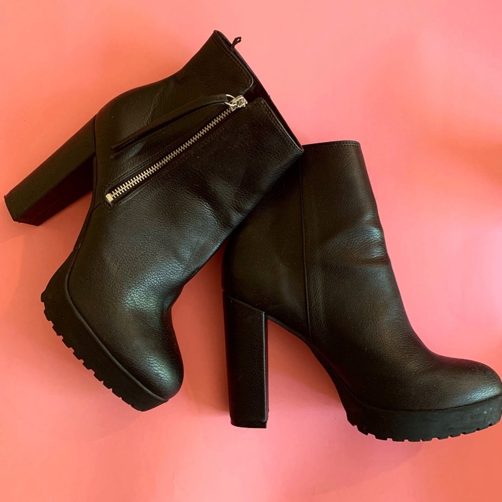 H&M Platform Booties - Picture 3 of 3